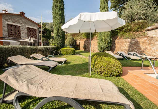 Appartamento a Borgo a Mozzano - Casetta di Butia, Gelsomino apartment with pool Appartamento a Borgo a Mozzano - Casetta di Butia, Gelsomino apartment with pool