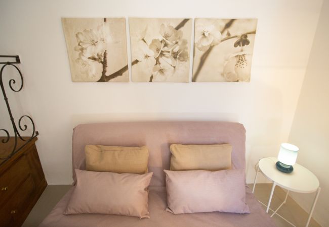 Appartamento a Lucca - La Corticella Luxury Apartment with Terrace Appartamento a Lucca - La Corticella Luxury Apartment with Terrace