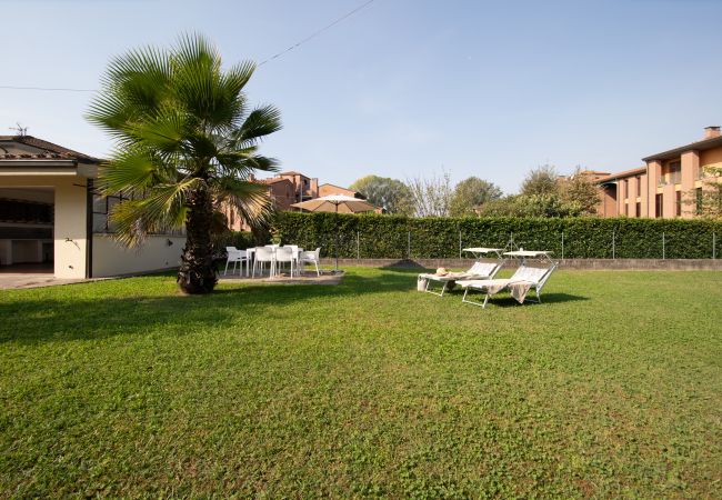 Appartamento a Lucca - Villa Barsotti Luxury Apartment Close Center Town Appartamento a Lucca - Villa Barsotti Luxury Apartment Close Center Town