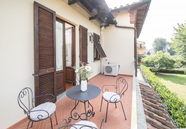 Appartamento a Lucca - Villa Barsotti Luxury Apartment Close Center Town Appartamento a Lucca - Villa Barsotti Luxury Apartment Close Center Town