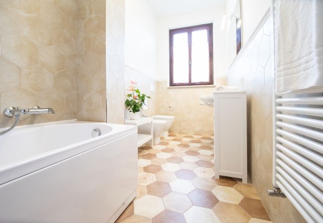 Appartamento a Lucca - Villa Barsotti Luxury Apartment Close Center Town Appartamento a Lucca - Villa Barsotti Luxury Apartment Close Center Town