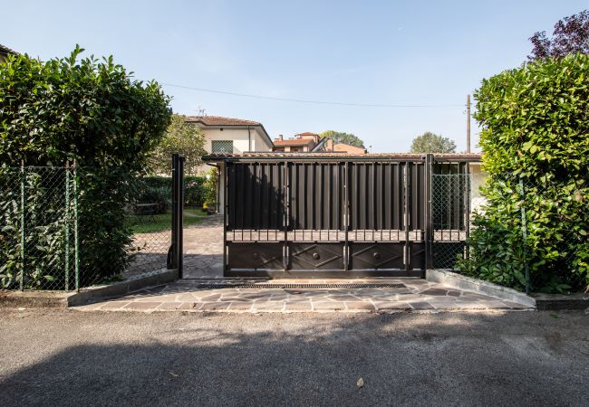 Appartamento a Lucca - Villa Barsotti Luxury Apartment Close Center Town Appartamento a Lucca - Villa Barsotti Luxury Apartment Close Center Town