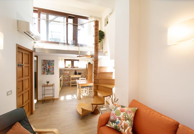 Appartamento a Lucca - Rooftop Delight with Terrace Appartamento a Lucca - Rooftop Delight with Terrace