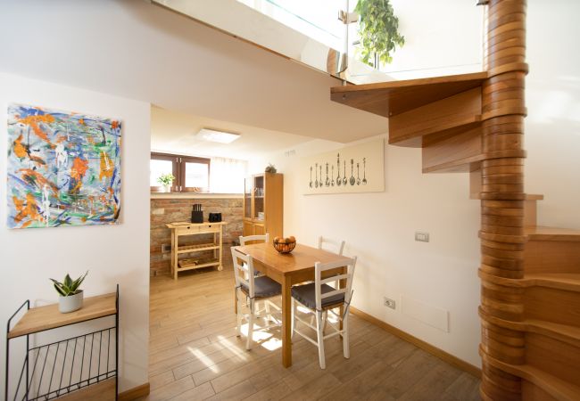 Appartamento a Lucca - Rooftop Delight with Terrace Appartamento a Lucca - Rooftop Delight with Terrace