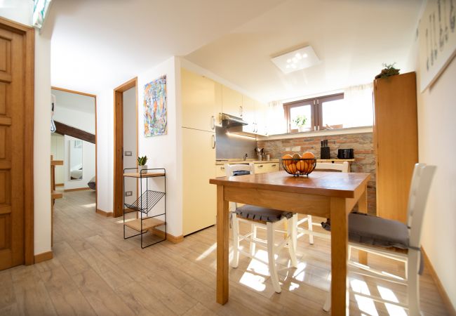 Appartamento a Lucca - Rooftop Delight with Terrace Appartamento a Lucca - Rooftop Delight with Terrace