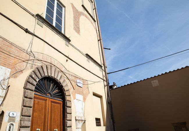 Appartamento a Lucca - Residenza alla Cattedrale in Center Town Appartamento a Lucca - Residenza alla Cattedrale in Center Town