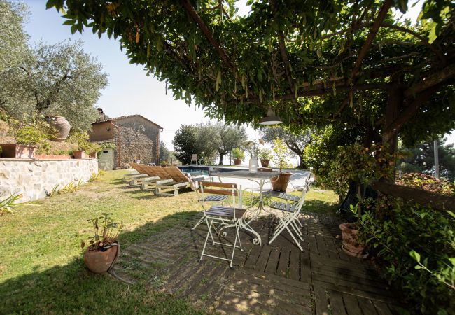 Villa a Capannori - Villa Iris with Swimming Pool Villa a Capannori - Villa Iris with Swimming Pool