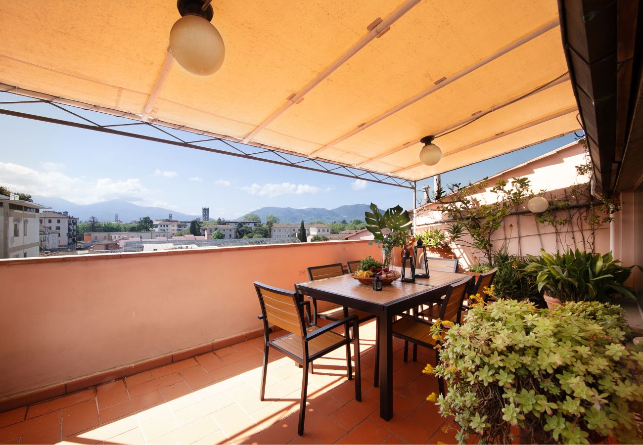 Appartamento a Lucca - Sunset Rooftop  close Center Town by Abita