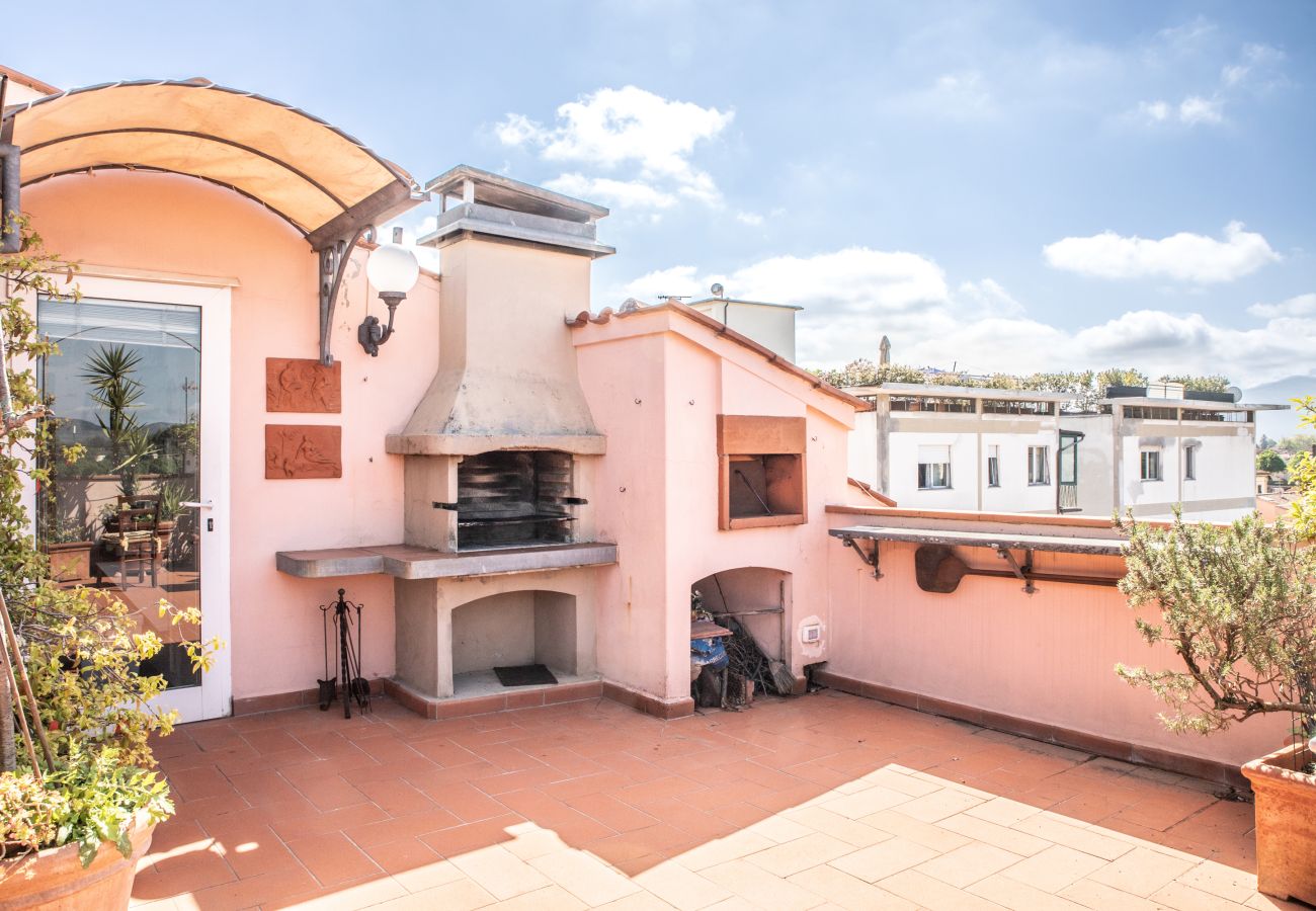 Appartamento a Lucca - Sunset Rooftop  close Center Town by Abita