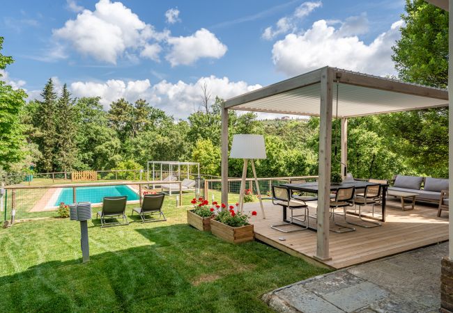 Villa a Montecarlo - Villa Il Gufo with Swimming Pool