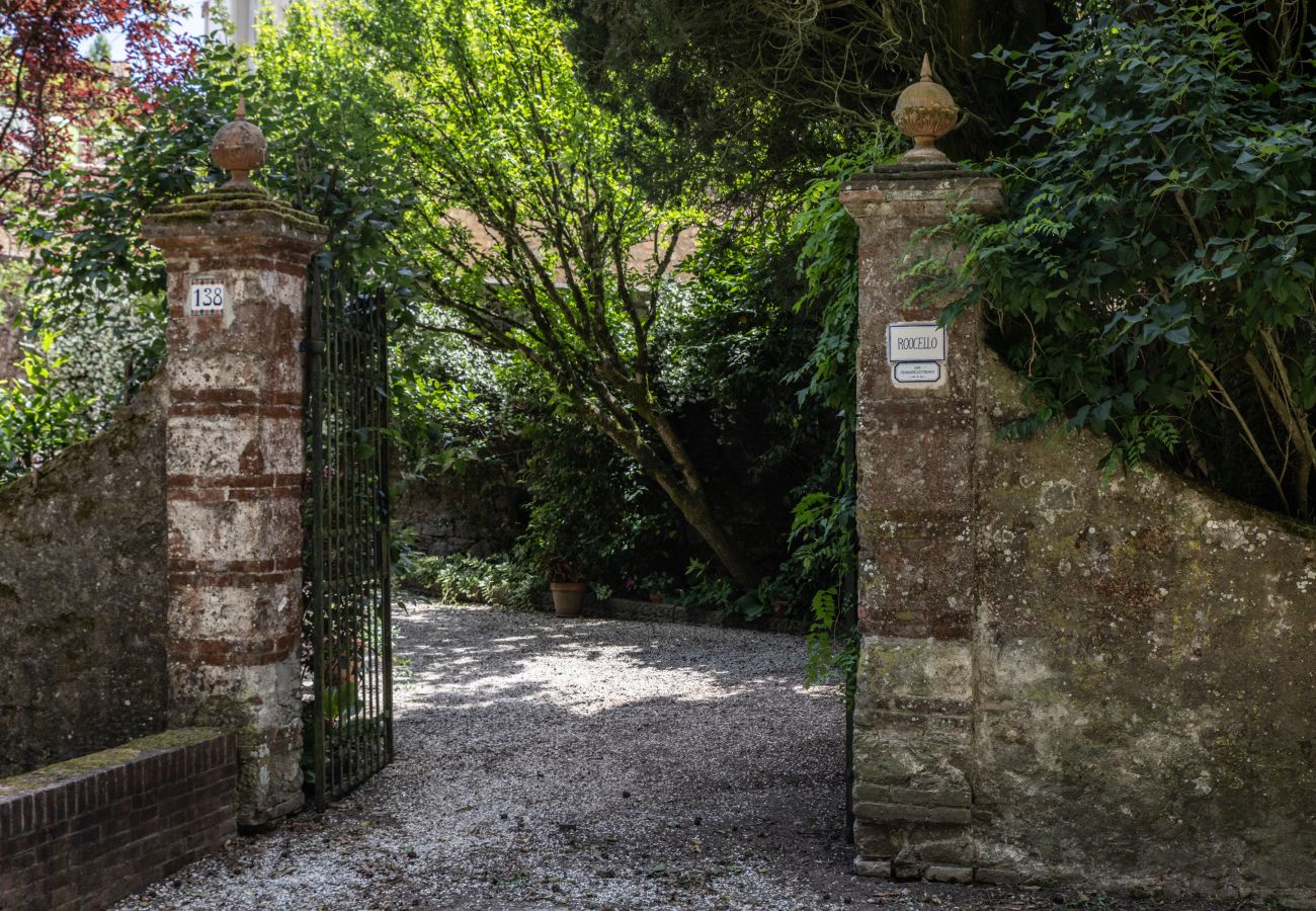 Villa a Capannori - Villa Roocello, charming retreat with pool