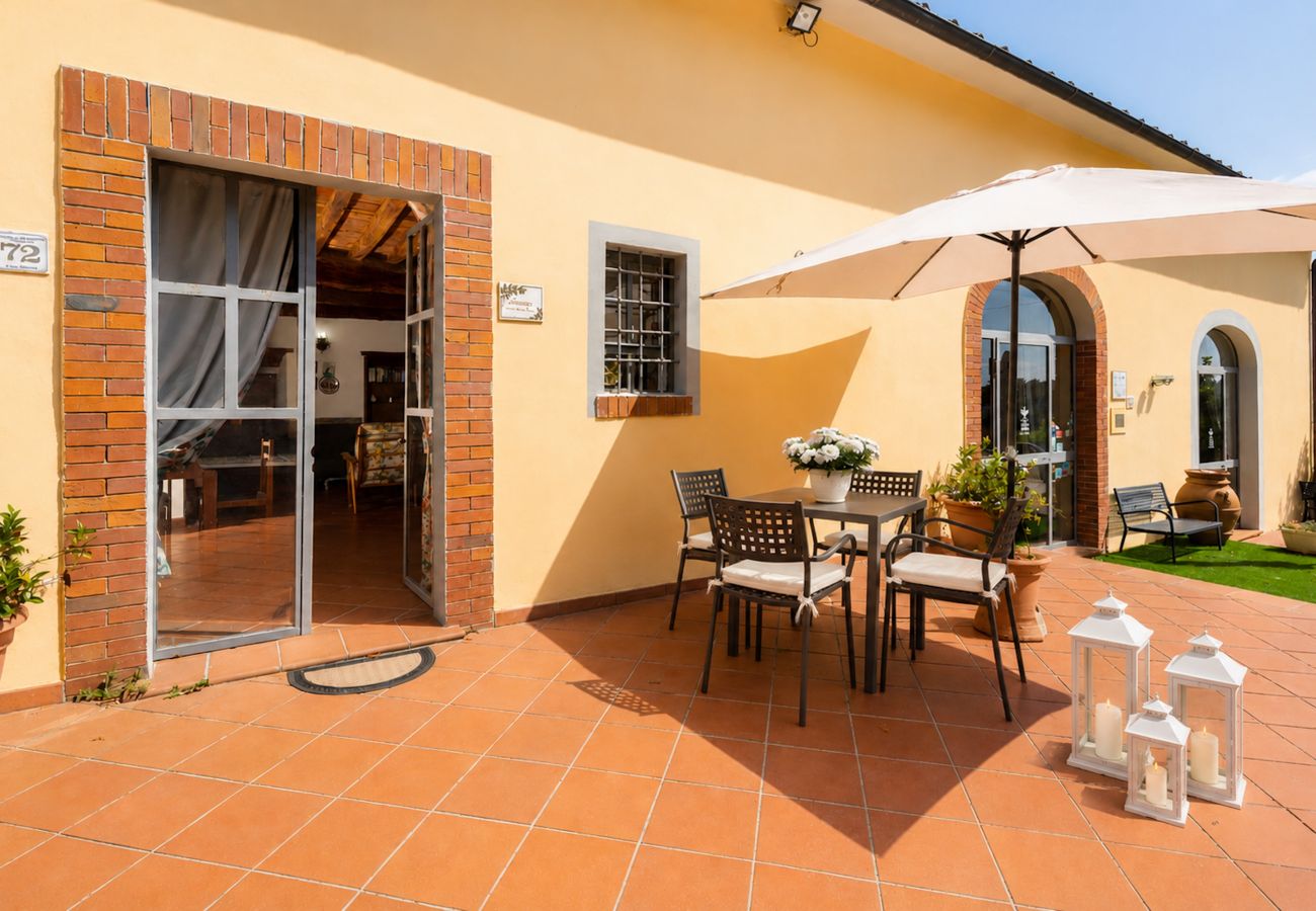 Appartamento a Capannori - Tenuta Gaetano Spadaro, Leccino Apartment