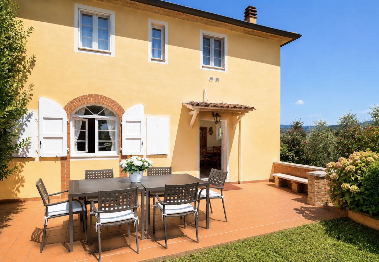 Appartamento a Capannori - Tenuta Gaetano Spadaro, Frantoio Apartment with Po
