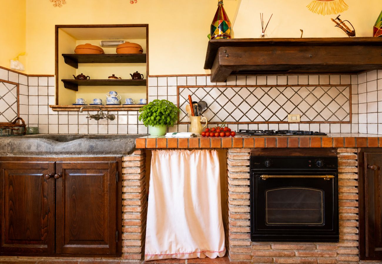 Appartamento a Capannori - Tenuta Gaetano Spadaro, Frantoio Apartment with Po