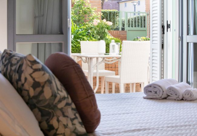 Ferienwohnung in Lucca - Garden Terrace Luxury Flat in Center Town Ferienwohnung in Lucca - Garden Terrace Luxury Flat in Center Town