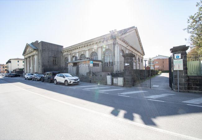 Ferienwohnung in Lucca - Garden Terrace Luxury Flat in Center Town Ferienwohnung in Lucca - Garden Terrace Luxury Flat in Center Town