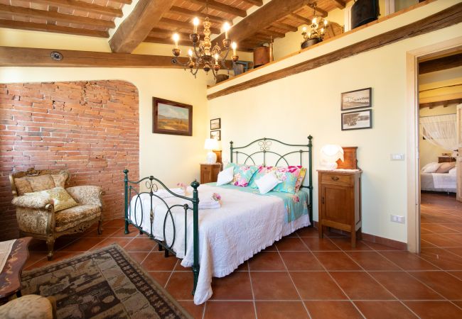 Ferienwohnung in Porcari - Colle Apartment with Swimming Pool Ferienwohnung in Porcari - Colle Apartment with Swimming Pool