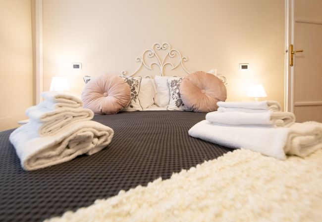 Ferienwohnung in Lucca - Casa Claudette in center town with terrace Ferienwohnung in Lucca - Casa Claudette in center town with terrace