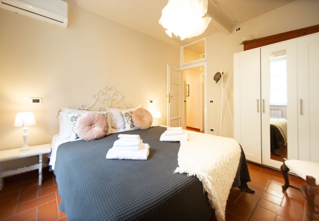 Ferienwohnung in Lucca - Casa Claudette in center town with terrace Ferienwohnung in Lucca - Casa Claudette in center town with terrace