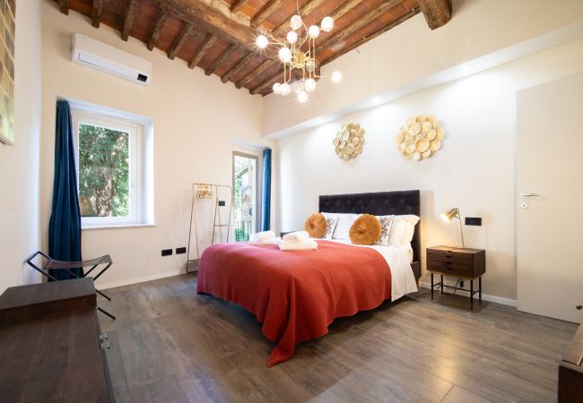 Ferienwohnung in Lucca - Golden House in Center Town by Abita Ferienwohnung in Lucca - Golden House in Center Town by Abita