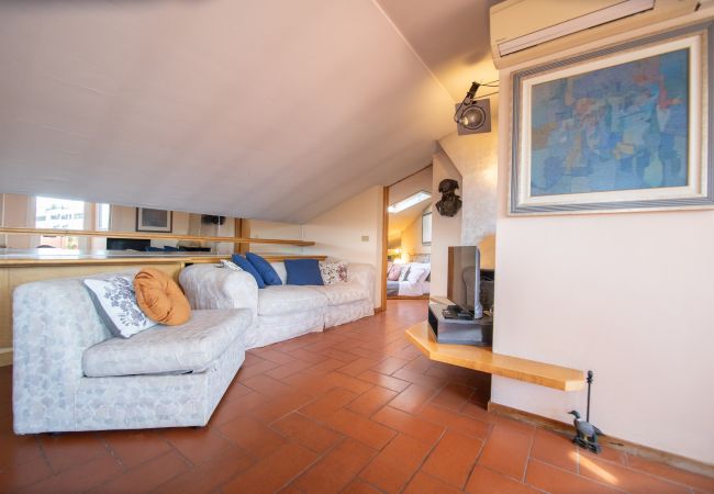 Ferienwohnung in Lucca - Sunset Rooftop  close Center Town by Abita Ferienwohnung in Lucca - Sunset Rooftop  close Center Town by Abita