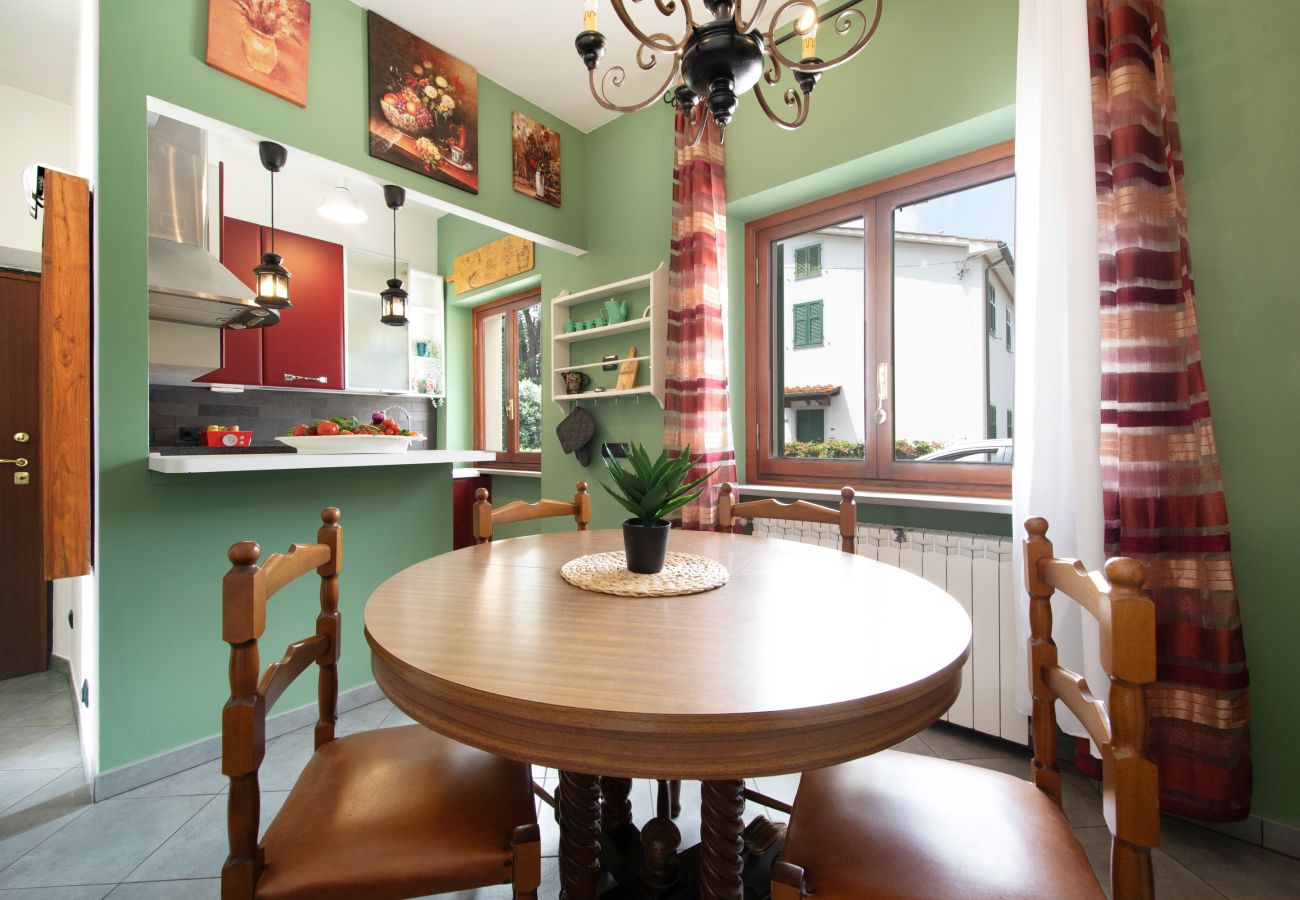 Ferienhaus in Capannori - Casa I Tre Cipressi with Swimming Pool