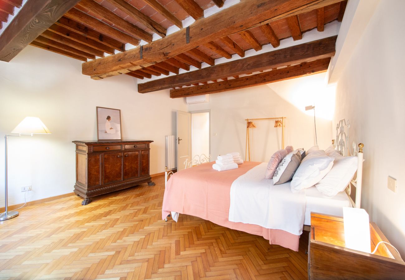Ferienwohnung in Lucca - Bonnie 's Hideaway with terrace by Abita