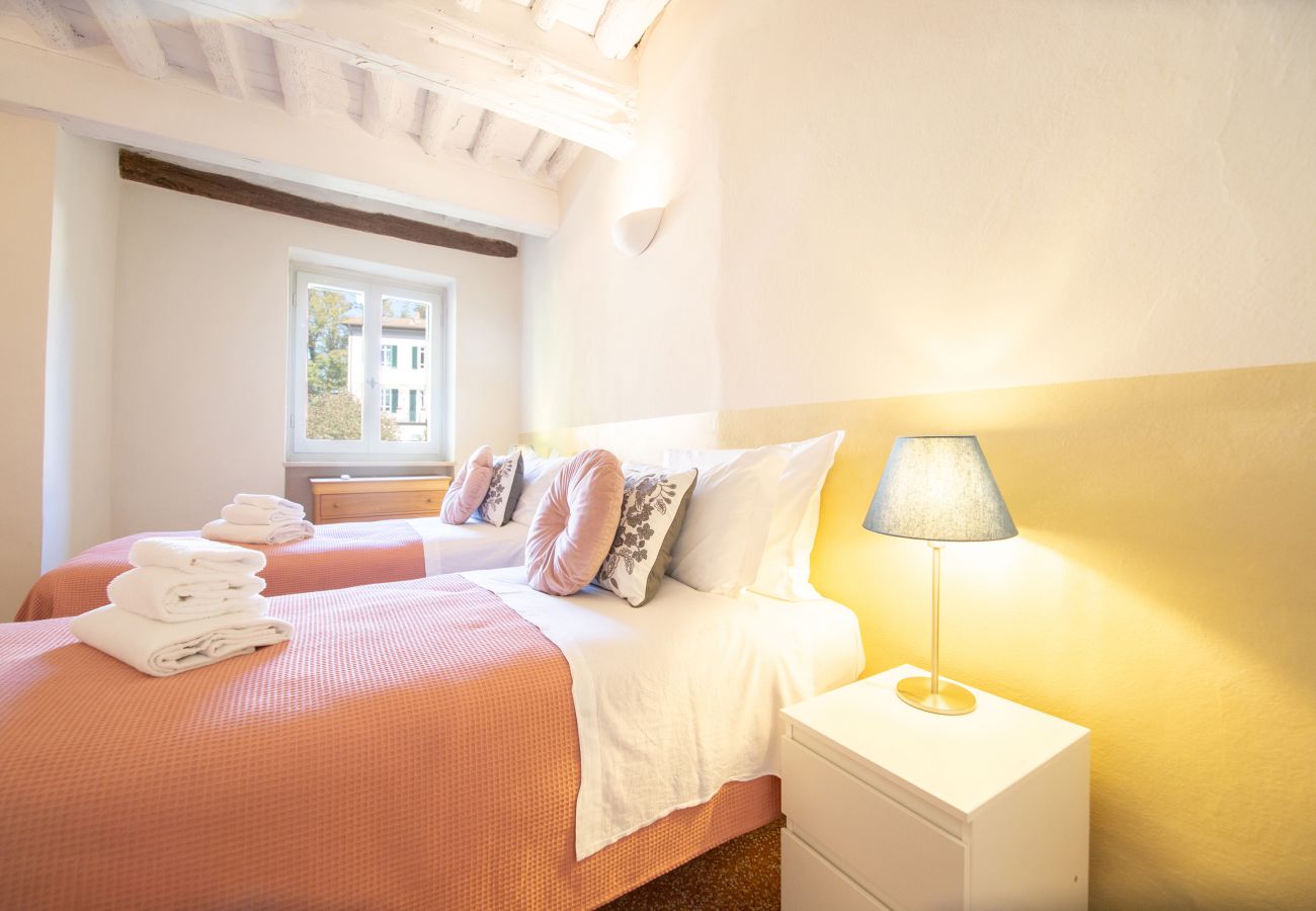 Ferienwohnung in Lucca - Bonnie 's Hideaway with terrace by Abita