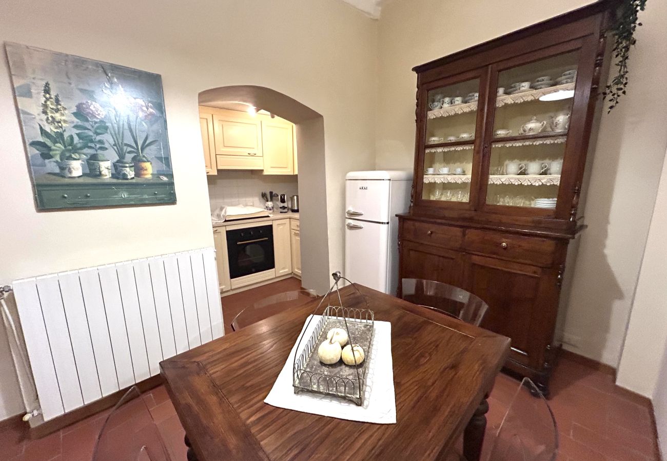 Ferienwohnung in Lucca - Pelleria 32, in Center Town by Abita