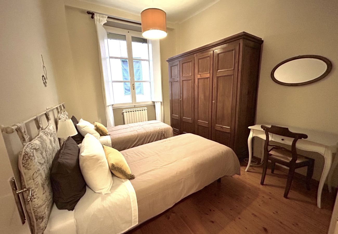 Ferienwohnung in Lucca - Pelleria 32, in Center Town by Abita