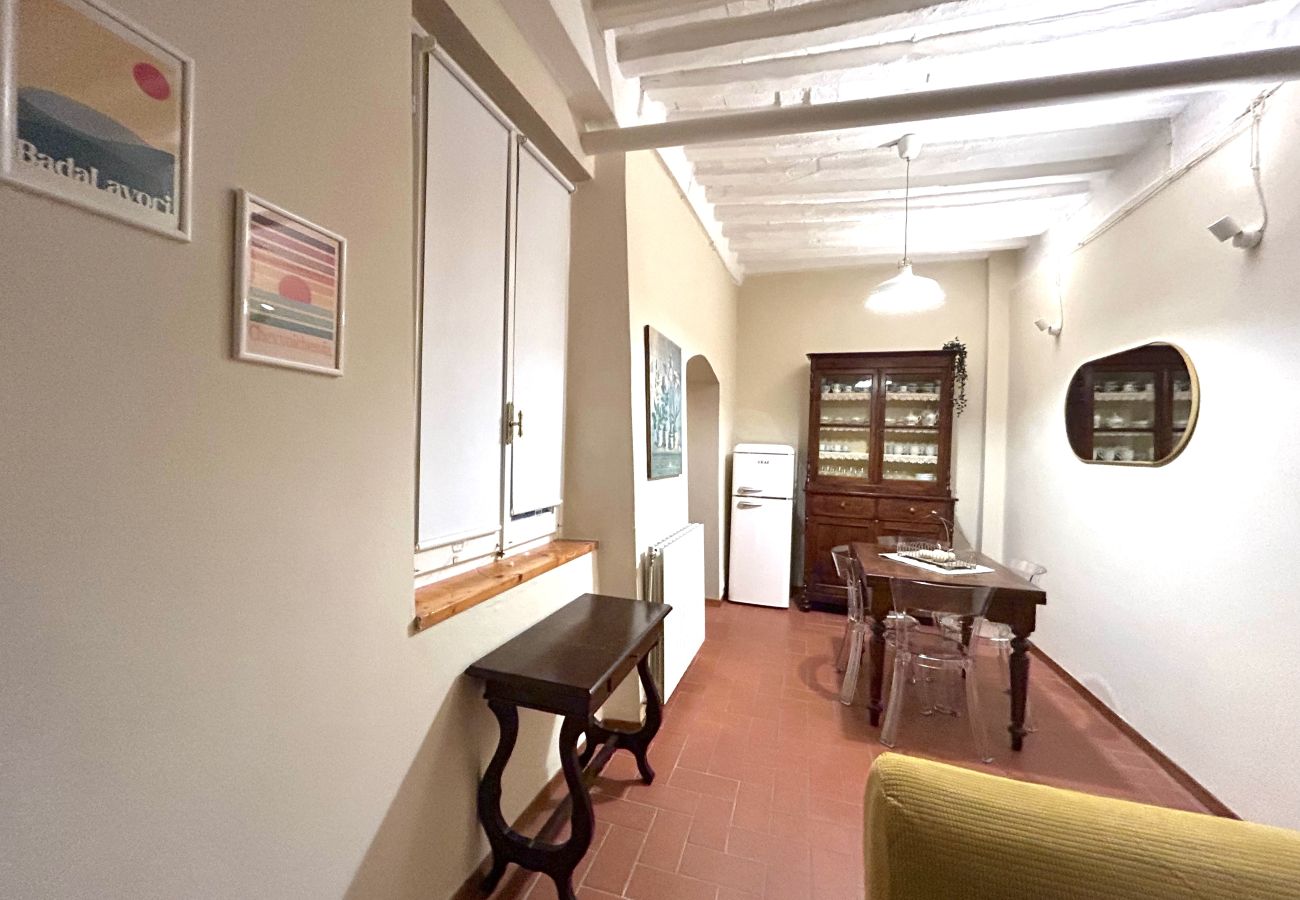 Ferienwohnung in Lucca - Pelleria 32, in Center Town by Abita