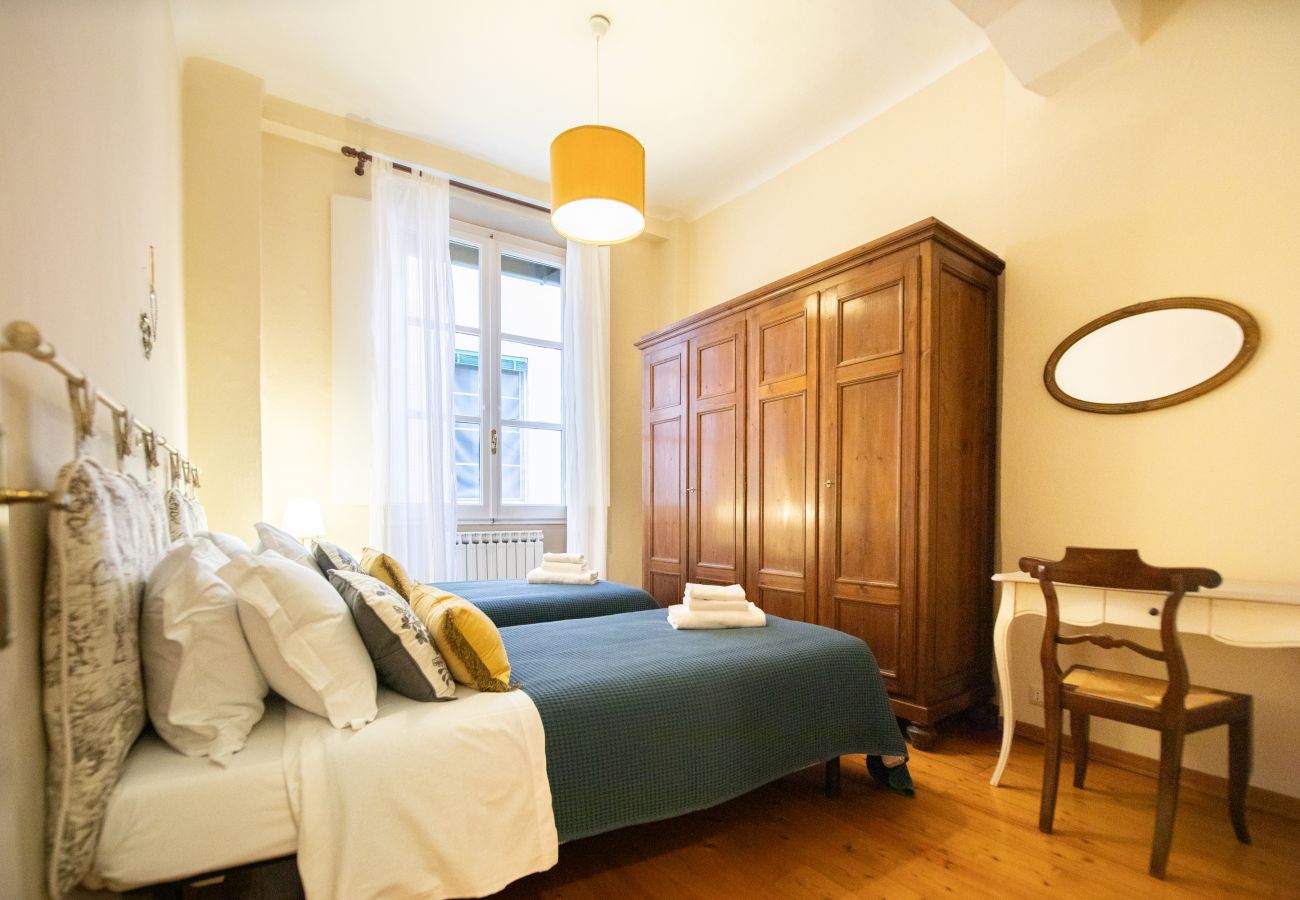 Ferienwohnung in Lucca - Pelleria 32, in Center Town by Abita