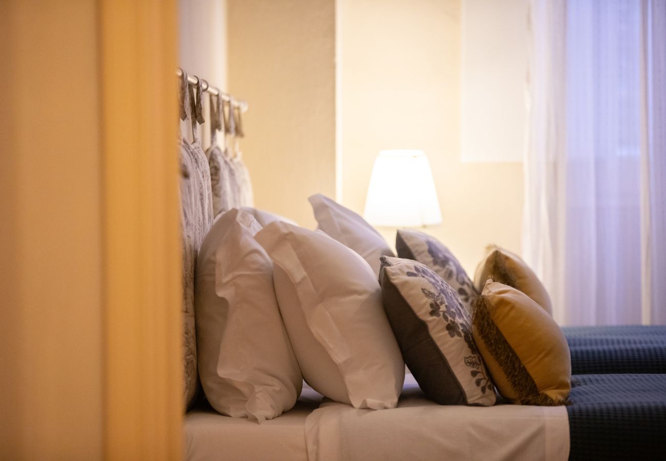 Ferienwohnung in Lucca - Pelleria 32, in Center Town by Abita