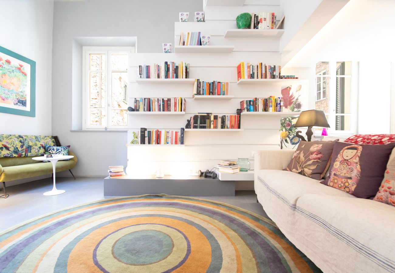 Ferienwohnung in Lucca - Arcobaleno Apartment in Center Town with Terrace
