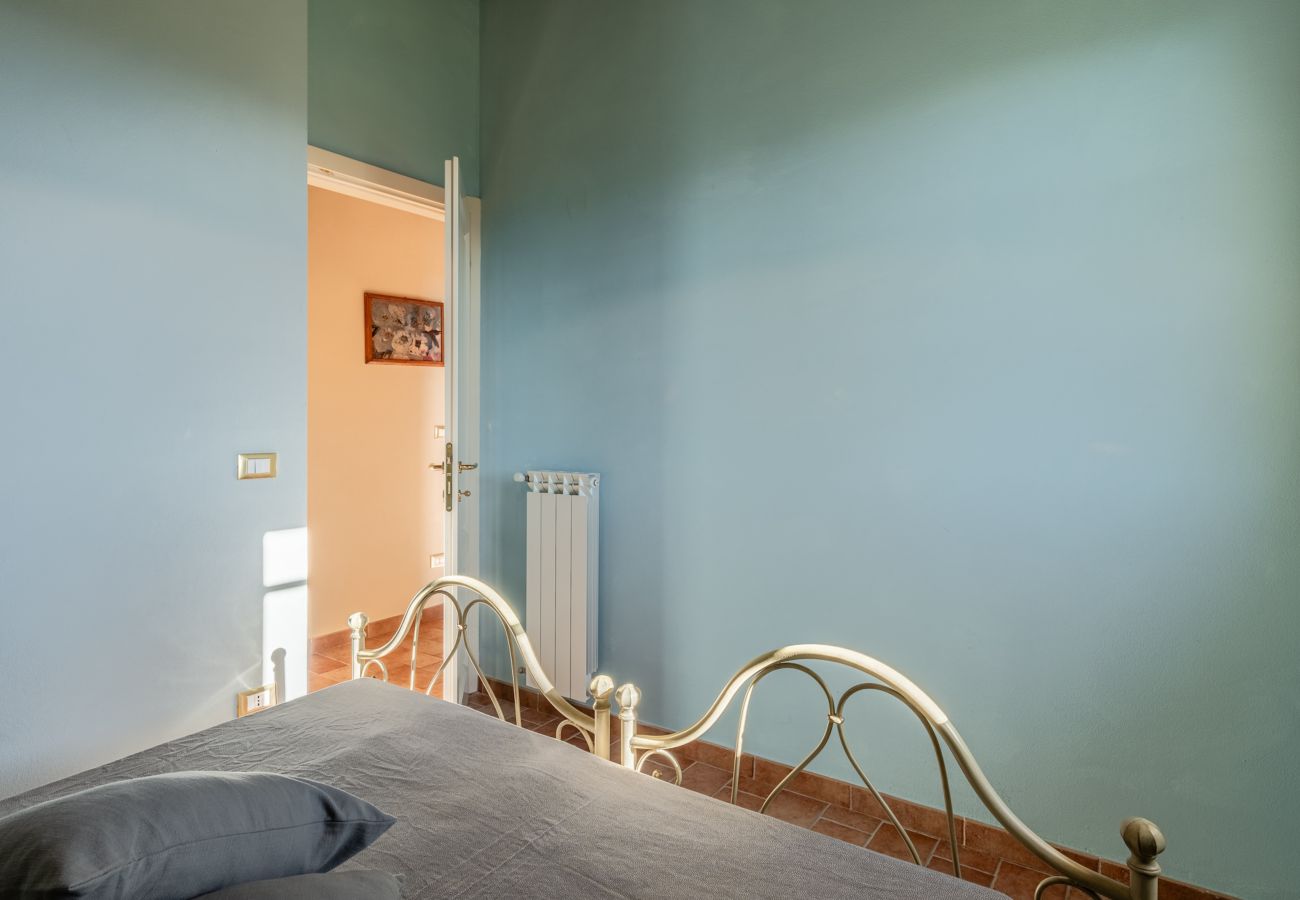 Ferienwohnung in Capannori - Romeo Apartment with Swimming Pool