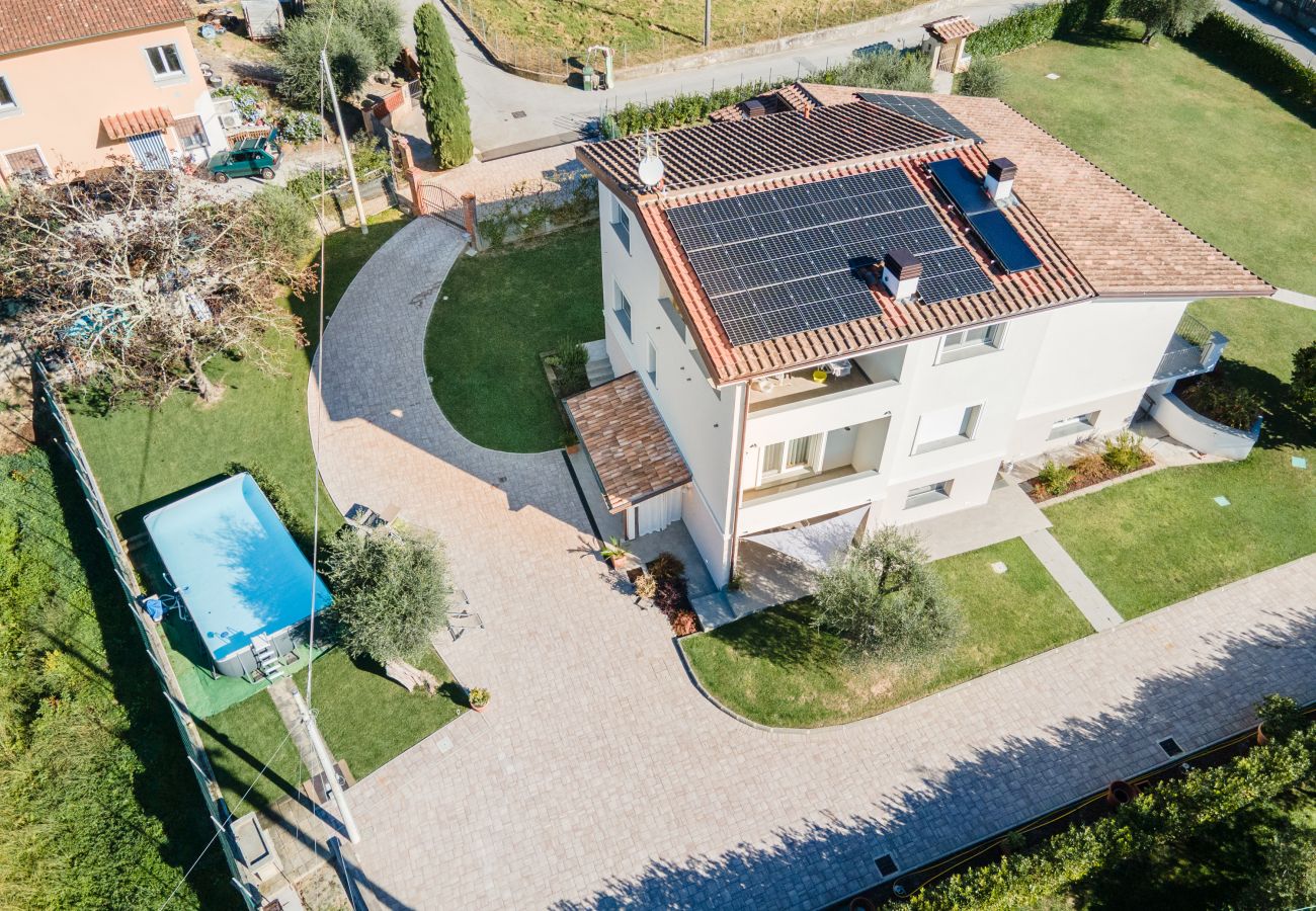 Ferienwohnung in Capannori - Casa il gelsomino with Swimming Pool