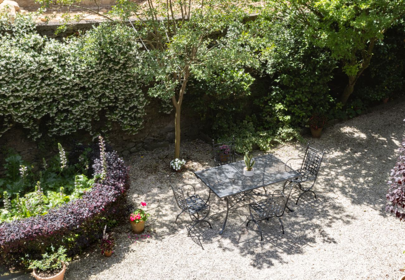 Villa in Capannori - Villa Roocello, charming retreat with pool