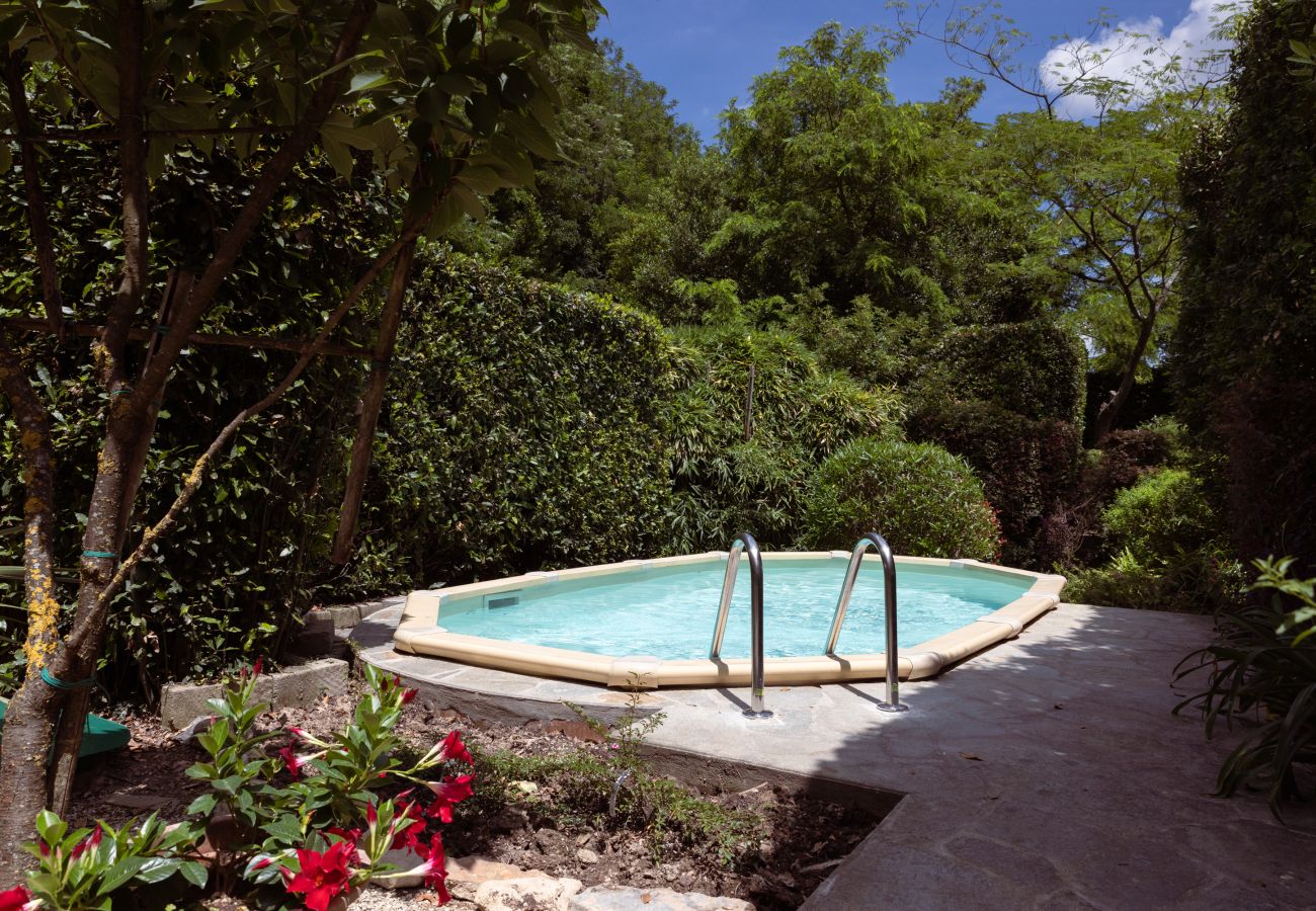 Villa in Capannori - Villa Roocello, charming retreat with pool