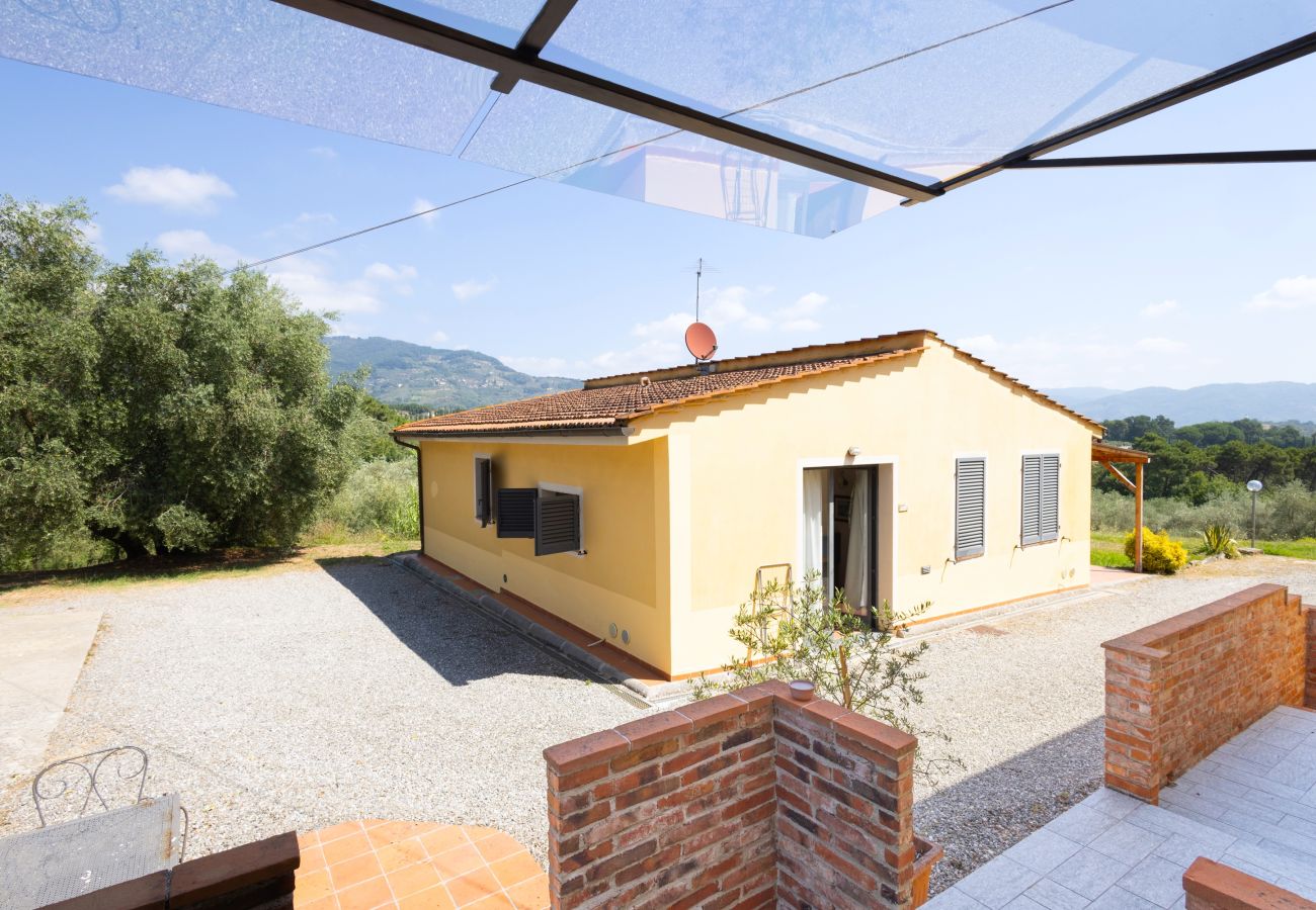 Zimmeranmietung in Capannori - Tenuta Gaetano Spadaro, Camera La Rosa