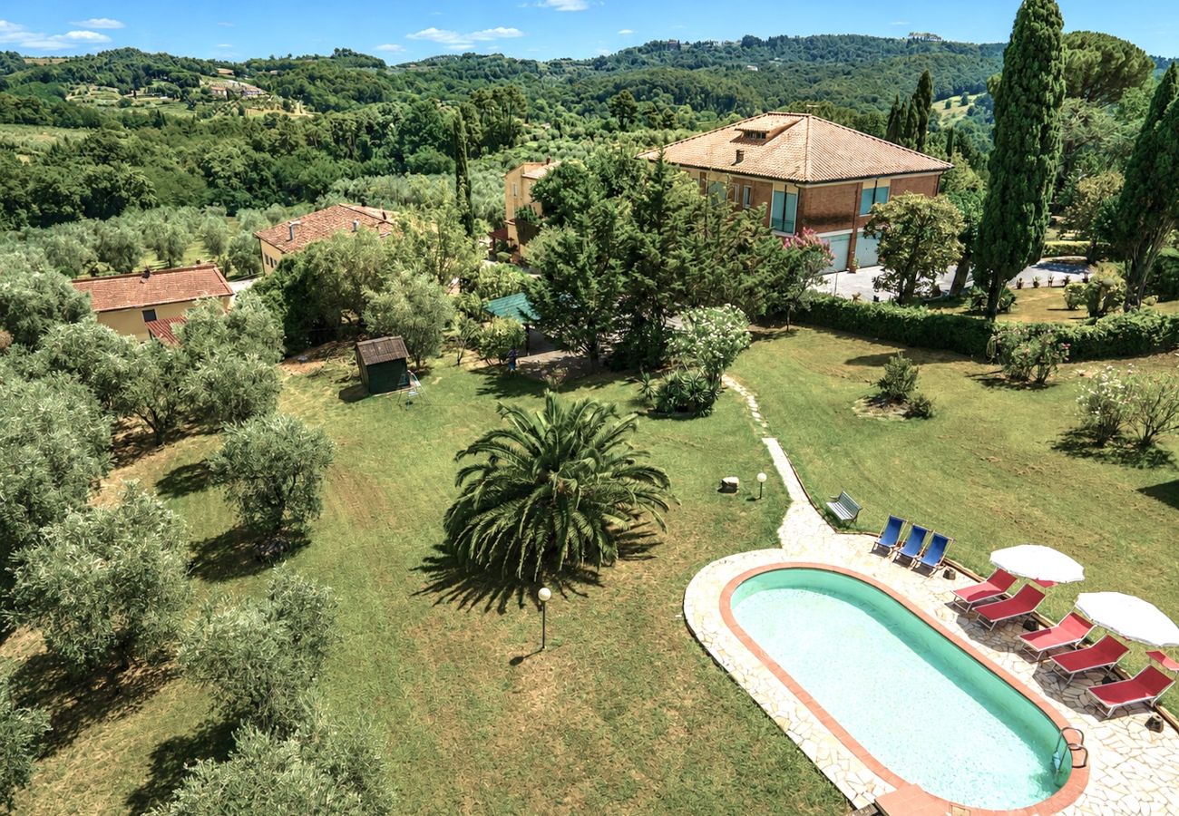Zimmeranmietung in Capannori - Tenuta Gaetano Spadaro, Camera La Rosa