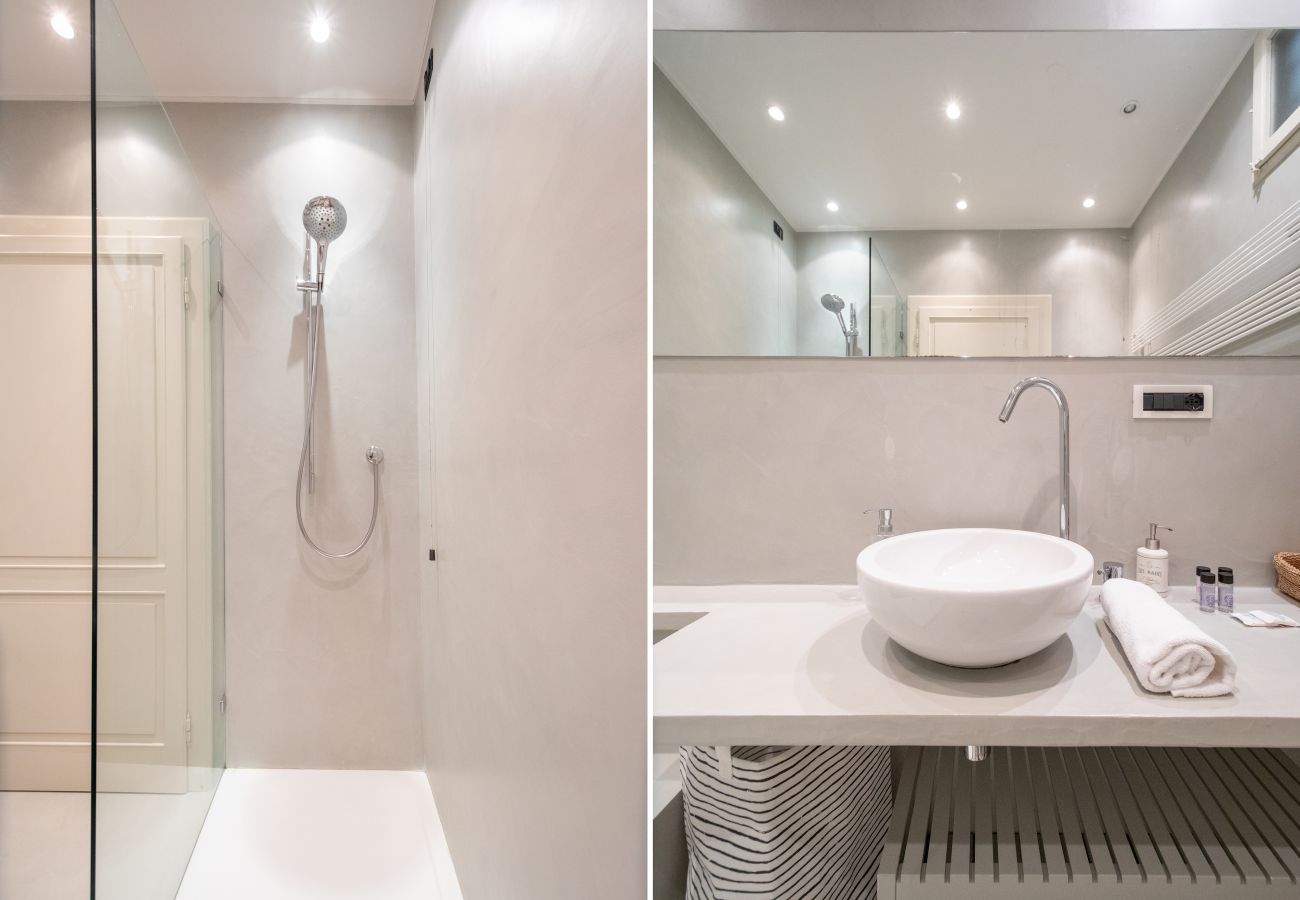 Apartment in Lucca - Tango Luxury Suite in Center Town