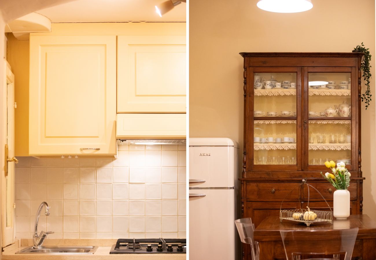 Apartment in Lucca - Pelleria 32, in Center Town by Abita