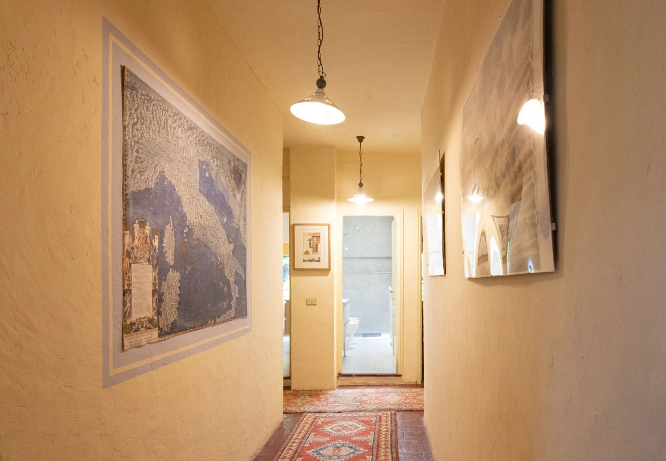 Villa in Capannori - Villa Roocello, charming retreat with pool