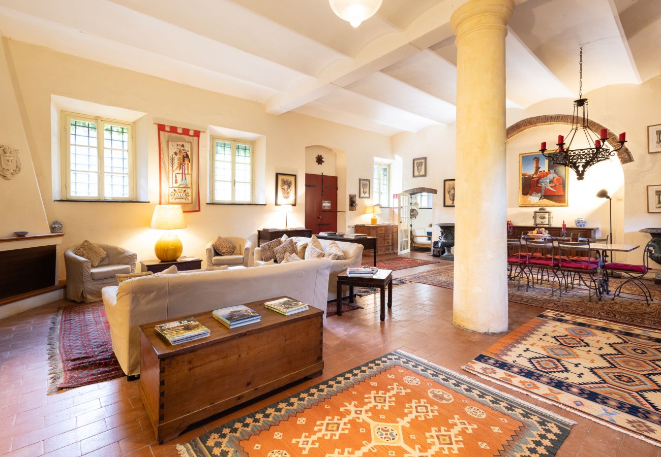 Villa in Capannori - Villa Roocello, charming retreat with pool