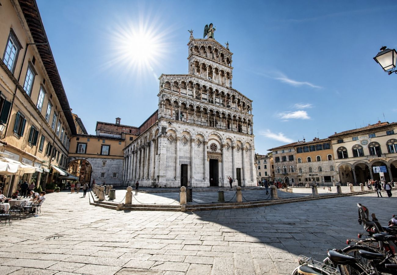 Apartment in Lucca - Casa d'Autore in Center Town