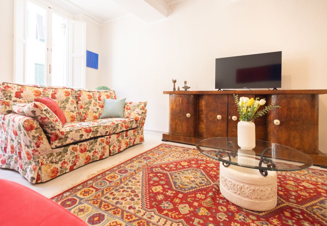 Apartment in Lucca - Casa d'Autore in Center Town