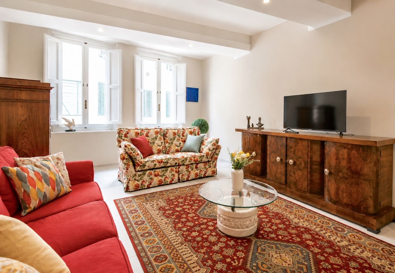 Apartment in Lucca - Casa d'Autore in Center Town
