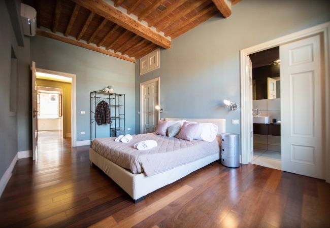 Apartamento en Lucca - Casa della Luce Luxury in Center Town Apartamento en Lucca - Casa della Luce Luxury in Center Town