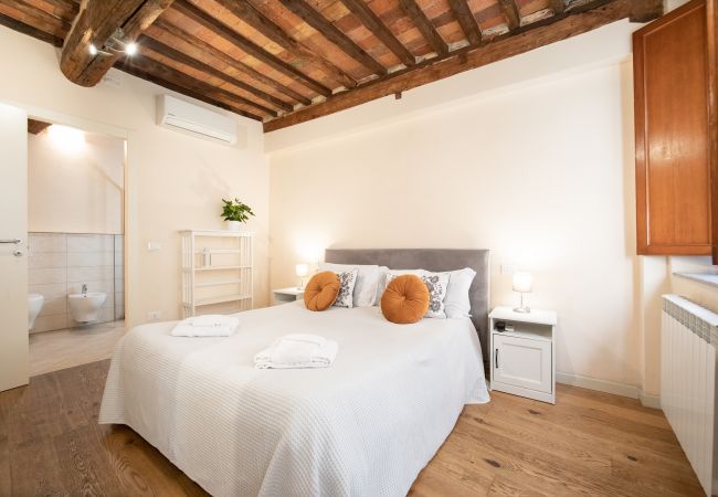 Apartamento en Lucca - Elisabeth Luxury Flat In Center Town Apartamento en Lucca - Elisabeth Luxury Flat In Center Town