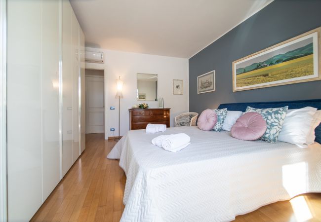 Apartamento en Lucca - Garden Terrace Luxury Flat in Center Town Apartamento en Lucca - Garden Terrace Luxury Flat in Center Town